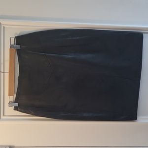 VINTAGE Lanna Hunter Green Leather Skirt SZ 8